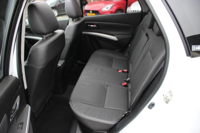 Suzuki S-Cross 1.4 Boosterjet Stijl/Style | Opendak | Trekhaak | 10 jaar Garantie |