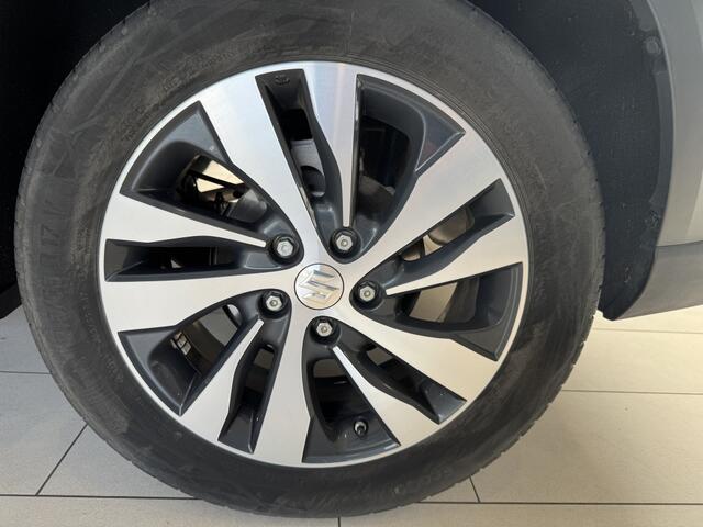 Suzuki S-Cross 1.5 Full Hybrid Style [ PANORAMADAK | APPLE CARPLAY/ANDROID AUTO