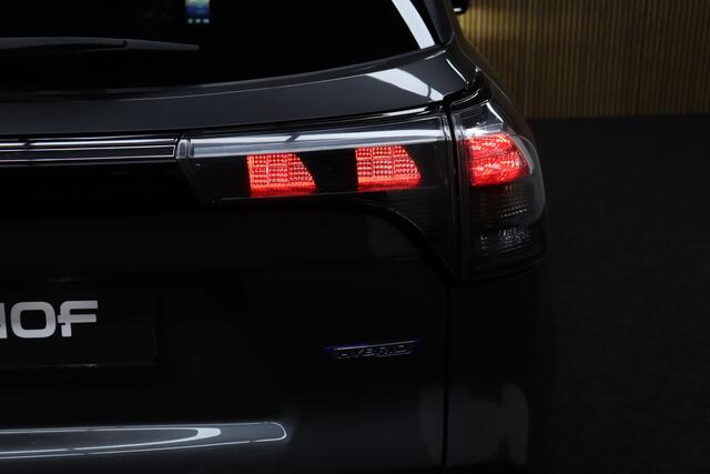 Suzuki S-Cross 1.4 Boosterjet 130PK Style Smart Hybrid | 1.500 KG Trekkracht | Adaptive-cruise | Camera | Clima | Apple Carplay & Android Auto | Parkeersensoren V+A | Navigatie | Keyless | Dodehoekdetectie