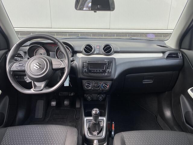 Suzuki SWIFT 1.2 Comfort GT Smart Hybrid NL Auto Originele Spoiler en Dubbele uitlaat Dealer Onderhouden