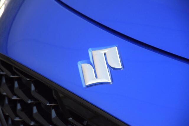 Suzuki SWIFT 1.2 Style Smart Hybrid | Van ¤25.595,- naar ¤23.595,-!! | 6 jaar garantie of 150.000 KM |