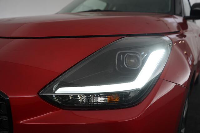 Suzuki SWIFT 1.2 Style Smart Hybrid