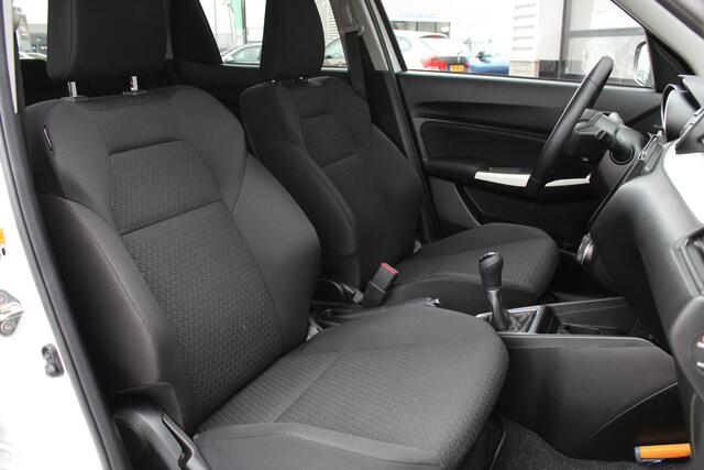 Suzuki SWIFT 1.2 Stijl Smart Hybrid / Carplay / Keyless / N.A.P.