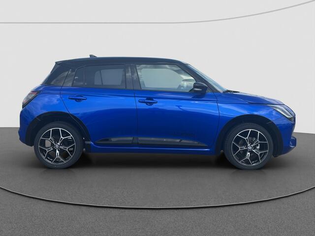 Suzuki SWIFT 1.2 Style Smart Hybrid | Black Rhino Pack | Stoelverwarming | Parkeersensoren | Achteruitrijcamera |