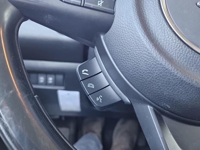 Suzuki SWIFT 1.2 Select Smart Hybrid // NAP