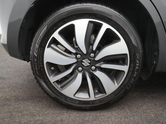 Suzuki SWIFT 1.0 Stijl Smart Hybrid - RIJKLAARPRIJS - Achteruitrijcamera - Stoelverwarming