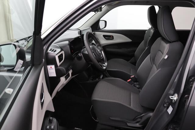 Suzuki SWIFT 1.2 Select Smart Hybrid Automaat | Nieuwe auto ¤2500 Korting | Direct Beschikbaar | Automaat | Stoelverwarming | Navigatie | Keyless Entry |