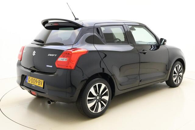 Suzuki SWIFT 1.0 Stijl Smart Hybrid 111pk | Navigatie | Adaptive Cruise Control | Climate Control | Camera | Achterspoiler | Stoelverwarming | Lichtmetalen Velgen
