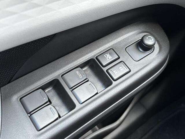 Suzuki SWIFT 1.2 Select Smart Hybrid Automaat Demo/Cruise/Navi