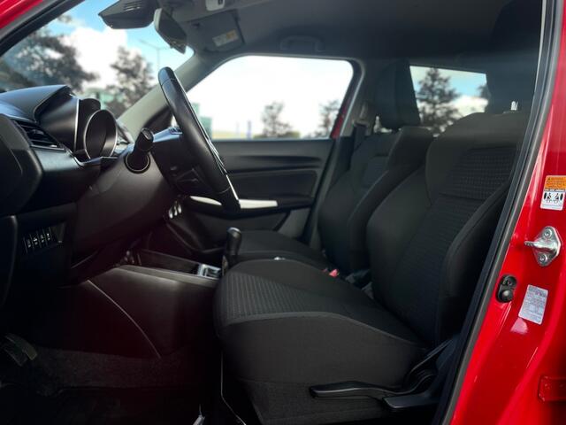 Suzuki SWIFT 1.2 STYLE CAMERA NAVI KEYLESS ADD. CRUISE