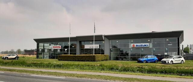 Suzuki SWIFT 1.2 Select Smart Hybrid met GT en Black Rhino pakket