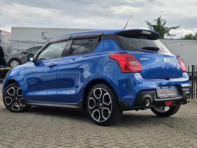 Suzuki SWIFT 1.4 Sport 140pk NAVIGATIE|CRUISE CONTROL|CAMERA|GETINT GLAS|17 INCH|DEALER ONDERHOUDEN Maandag tot Vrijdag geopend van 09.00 tot 20.00 uur en Zaterdag van 09.00 tot 18.00 uur