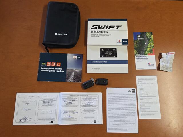 Suzuki SWIFT 1.4 Sport 140pk NAVIGATIE|CRUISE CONTROL|CAMERA|GETINT GLAS|17 INCH|DEALER ONDERHOUDEN Maandag tot Vrijdag geopend van 09.00 tot 20.00 uur en Zaterdag van 09.00 tot 18.00 uur