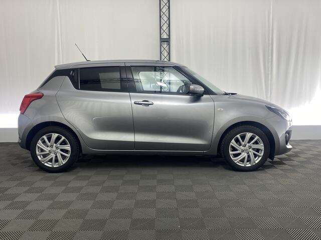 Suzuki SWIFT 1.2 Select Smart Hybrid Automaat | Apple Carplay | Camera | Dodehoek Det. | Airco |