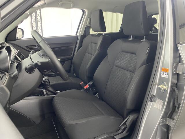 Suzuki SWIFT 1.2 Select Smart Hybrid Automaat | Apple Carplay | Camera | Dodehoek Det. | Airco |