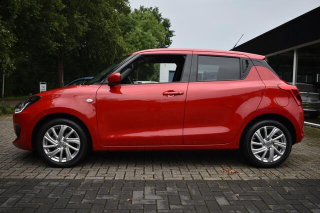 Suzuki SWIFT 1.2 Select SmartHybrid. CAMERA PDC ANDROID/APPLE CARPLAY STOELVE