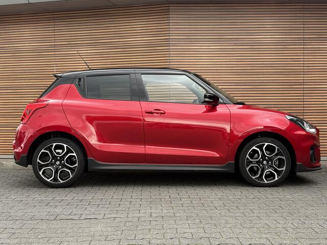 Suzuki SWIFT 1.4 Sport Smart Hybrid NL-Auto! Adapt. Cruise / Camera / Navigatie / Dealer onderhouden!