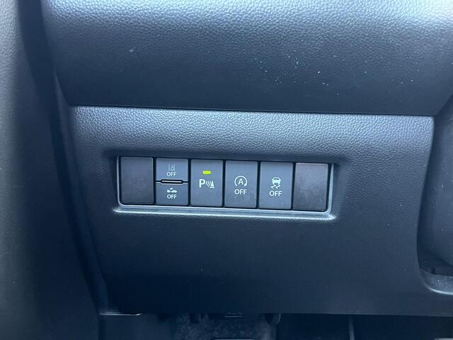 Suzuki SWIFT 1.4 Sport Smart Hybrid | Navigatie | Camera | Stoelverwarming | Adaptive Cruise Control | Climate Control |