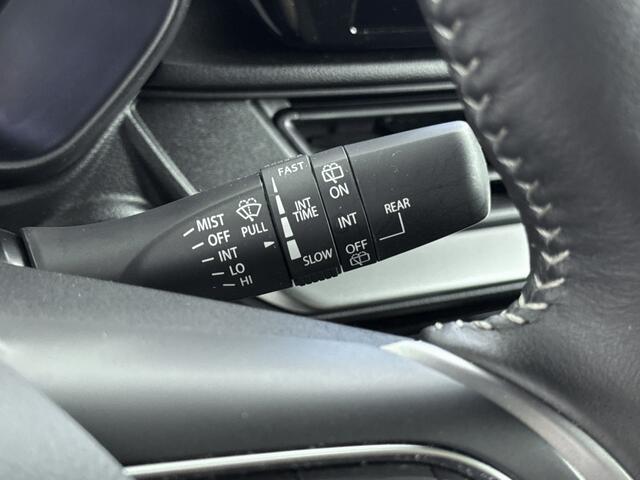 Suzuki SWIFT 1.2 Style Smart Hybrid | Apple Carplay/Android Auto | Achteruitrijcamera | Bestuurdersstoel In Hoogte Verstelbaar | Buitenspiegels Elektrisch Verwarmd |