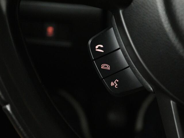 Suzuki SWIFT 1.0 Select | Apple Carplay / Android Auto (Navigatie) | Camera | LM velgen | Airco | Stoelverwarming |