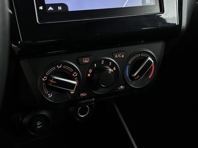 Suzuki SWIFT 1.2 Select Smart Hybrid Automaat | Parkeersensoren | Cruise Control | Stoelverwarming | Navi |