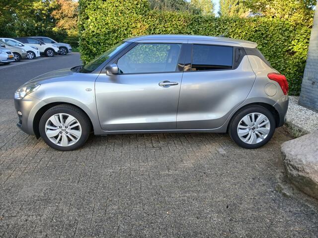 Suzuki SWIFT 1.2 Select / automaat / apple car play / android auto / camera