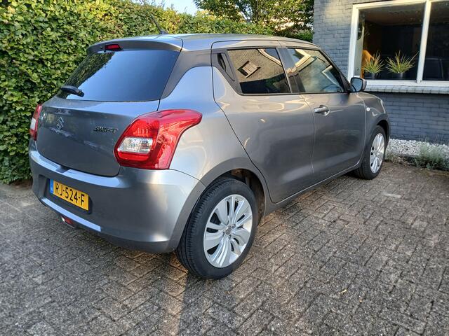 Suzuki SWIFT 1.2 Select / automaat / apple car play / android auto / camera