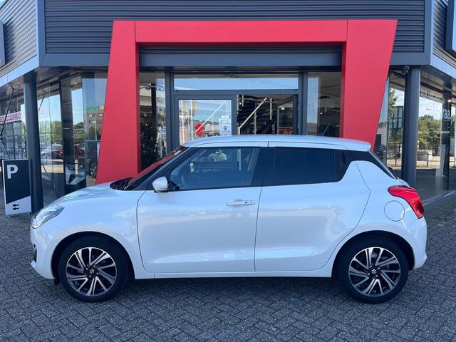 Suzuki SWIFT 1.2 Style Smart Hybrid / Camera / Navi / Blindspot / Keyless /