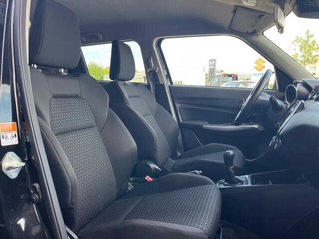 Suzuki SWIFT 1.2 Style Smart Hybrid / Navi. / Camera / Keyless / 16'' LMV /