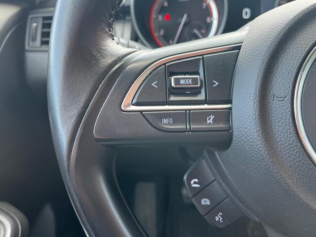 Suzuki SWIFT 1.2 Style Smart Hybrid / Navi. / Camera / Keyless / 16'' LMV /