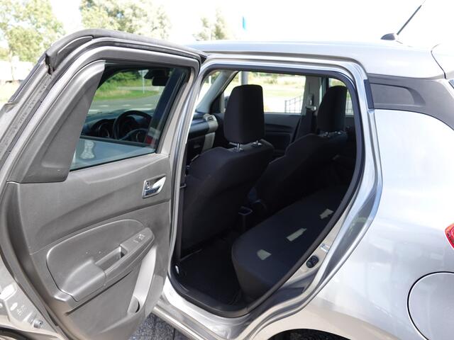 Suzuki SWIFT 1.2 Style Smart Hybrid ADAPT. CRUISE | LMV | NAVI | ECC | CAMERA