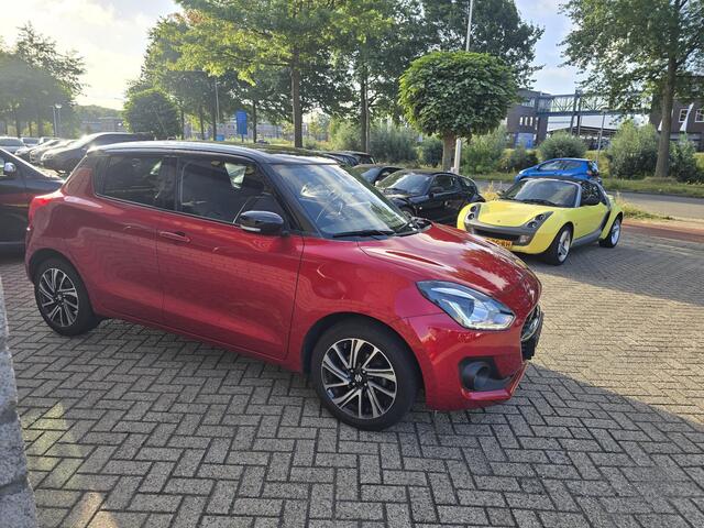 Suzuki SWIFT 1.2 Style Smart Hybrid