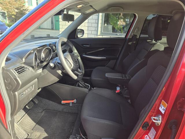 Suzuki SWIFT 1.2 Style Smart Hybrid