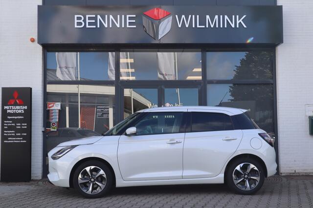 Suzuki SWIFT 1.2 Style Smart Hybrid Navi/Keyless/Cruise