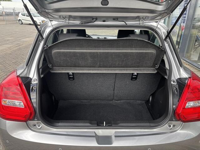 Suzuki SWIFT 1.2 Select Smart Hybrid Cruise control/ Apple CarPlay