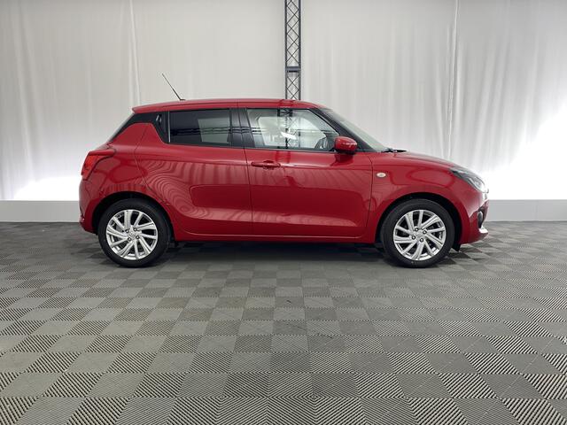 Suzuki SWIFT 1.2 5-deurs Smart Hybrid | Apple carplay | Rijstrooksensor | Airco | Camera