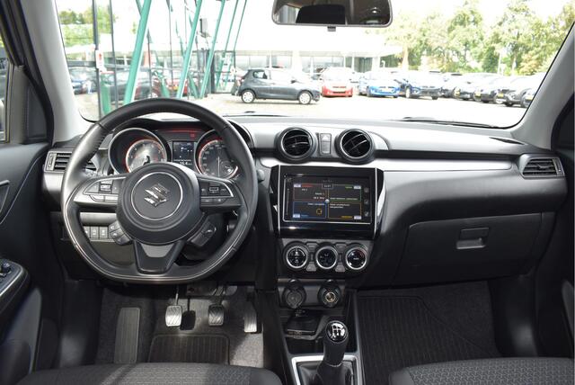 Suzuki SWIFT 1.2 Style Smart Hybrid 83pk | Achteruitrijcamera | Climate Control | Cruise Control |