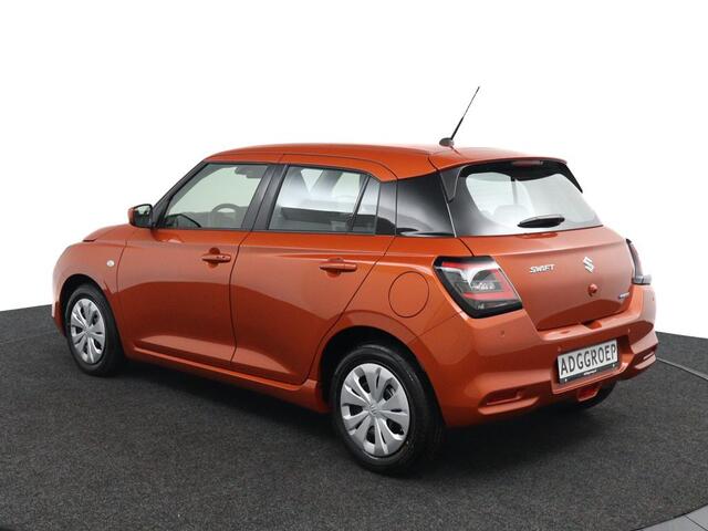 Suzuki SWIFT 1.2 Comfort Smart Hybrid | ¤2300 Korting | Rijklaarprijs | Navigatie | Keyless Entry | 6 Jaar Garantie |