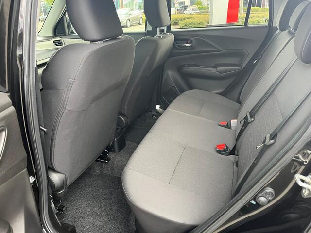 Suzuki SWIFT 1.2 Style Smart Hybrid