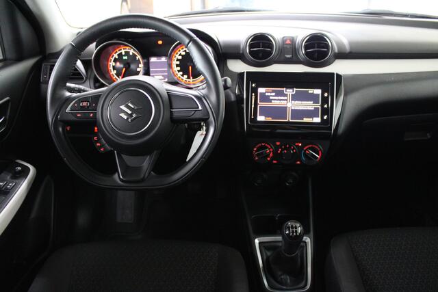 Suzuki SWIFT 1.2 Select / Navigatie / Camera / Stoelverwarming /