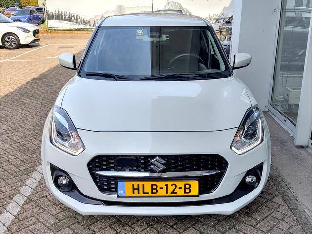 Suzuki SWIFT 1.2 STYLE SMART HYBRID AUTOMAAT Stoelverwarming | Keyless | Clima