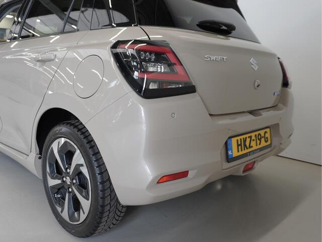Suzuki SWIFT 1.2 Style Smart Hybrid | Nieuw model | Blind Spot | Keyless | Stoelverwarming | Camera | Rijklaarprijs