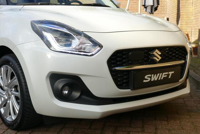 Suzuki SWIFT 1.2 Select Smart Hybrid | NAVIGATIE || RIJKLAARPRIJS |