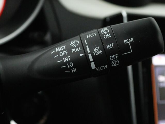 Suzuki SWIFT 1.2 Stijl Smart Hybrid | Apple Carplay / Android Auto (Navigatie) | Climate Control | Stoelverwarming | Achteruitrijcamera |