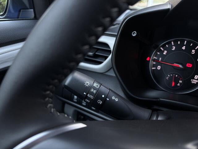 Suzuki SWIFT 1.2 Select Smart Hybrid