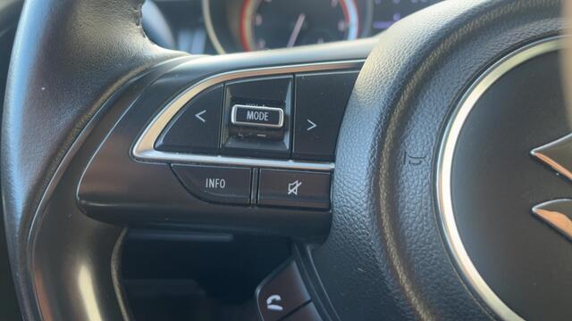 Suzuki SWIFT 1.2 Style Smart Hybrid