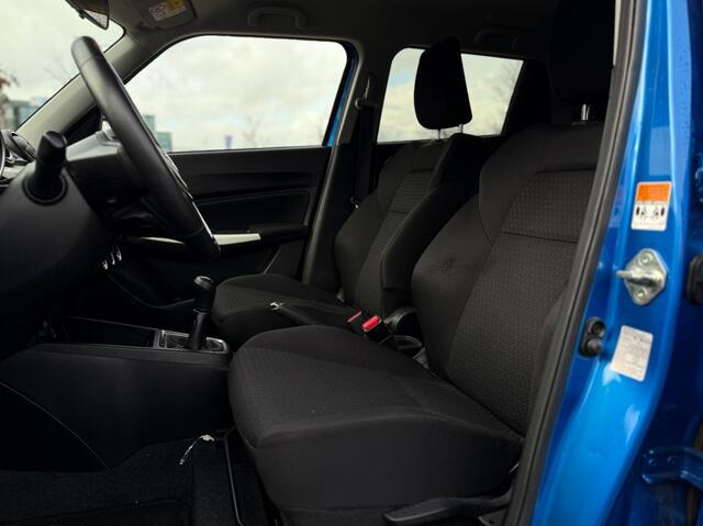 Suzuki SWIFT 1.2 STYLE CAMERA NAVI ADD. CRUISE