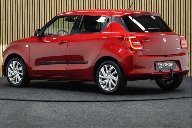 Suzuki SWIFT 1.2 Automaat Select Smart Hybrid | Adaptive-cruise | Afneembare Trekhaak | Airco | Navigatie | Apple Carplay & Android Auto | Dodehoekdetectie | Stoelverwarming | LM Velgen | All-season Banden