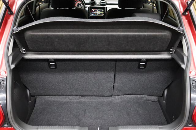 Suzuki SWIFT 1.2 Automaat Select Smart Hybrid | Adaptive-cruise | Afneembare Trekhaak | Airco | Navigatie | Apple Carplay & Android Auto | Dodehoekdetectie | Stoelverwarming | LM Velgen | All-season Banden