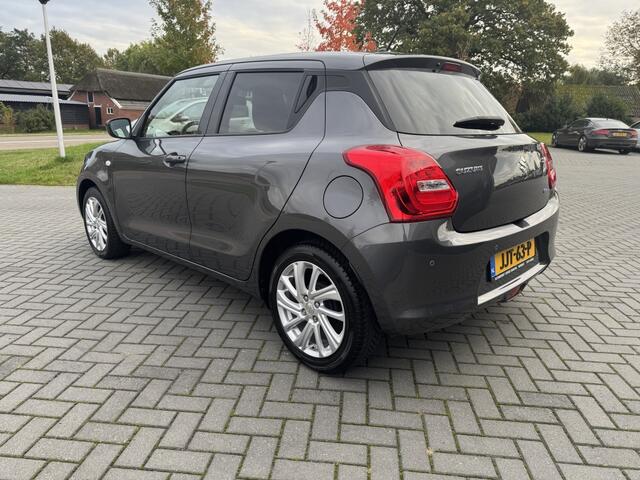 Suzuki SWIFT 1.2 Style Smart Hybr